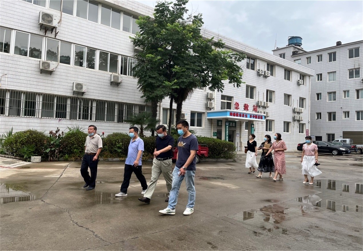下基層 察民情 解民憂 暖民心 黨委書記姚濟(jì)華帶隊(duì)走訪調(diào)研基層聯(lián)系點(diǎn)