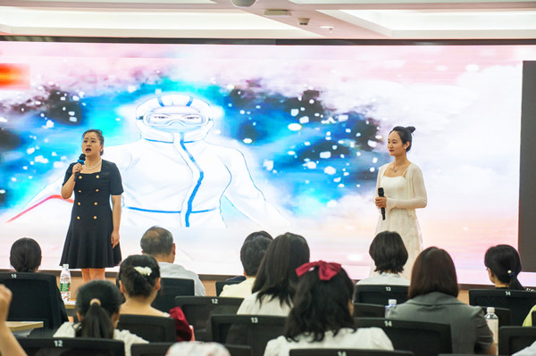 2023年5.12護(hù)士節(jié)系列活動之“致敬天使  守護(hù)健康”主題演講比賽作品賞析—— 一等獎作品《我與護(hù)理同行》